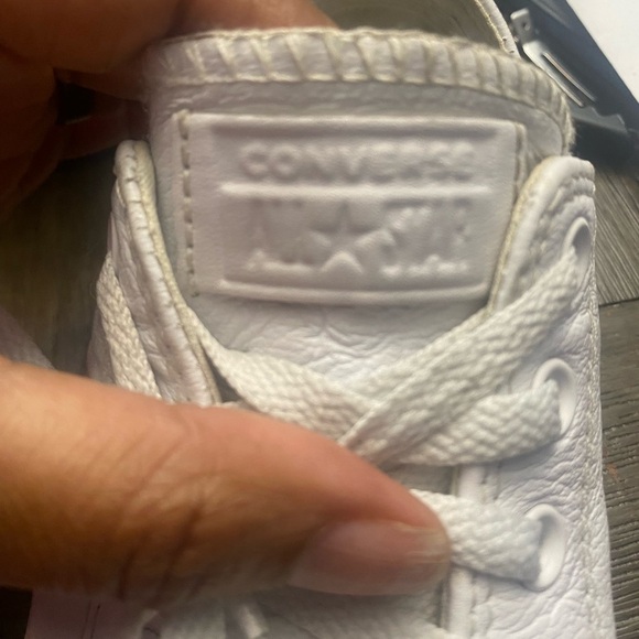Converse ALL Star White Leather Sneakers Men 6 Women 8 White - Picture 7 of 7